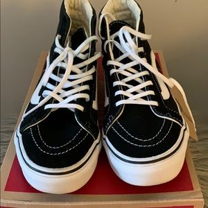 Vans black/white sk8-Hi Slim women’s 8/ men’s 6.5